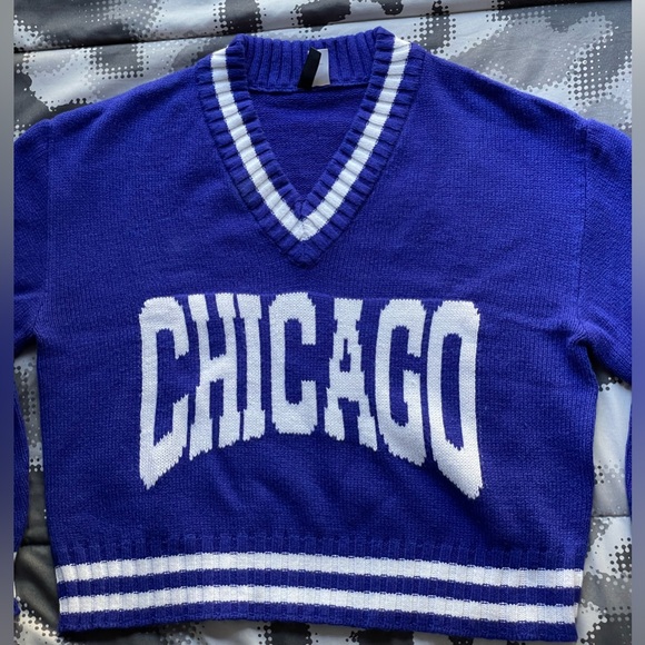 H&M Blue Chicago Kint Sweater - Picture 4 of 6